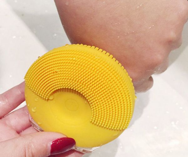 電動硅膠潔面儀，聲波臉部按摩儀-硅膠刷