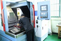 精密硅橡膠制品模具開(kāi)模設(shè)備，降低產(chǎn)品誤差